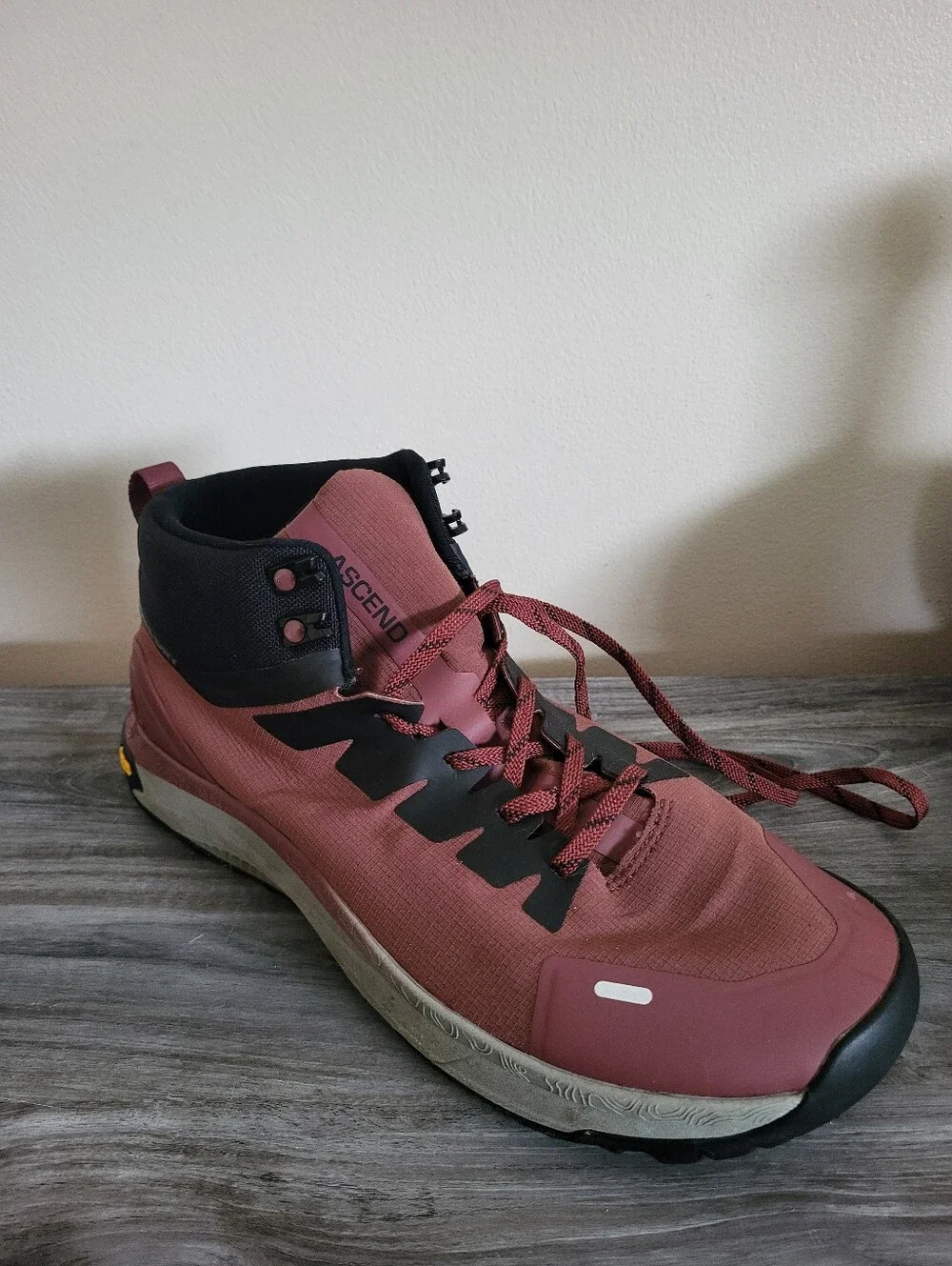 Cabela's Ascend Mojave LT Mid Waterproof Hiking Boots Sable/Rock Ridge Size 11